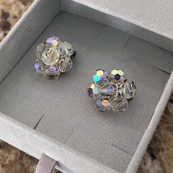 Vintage Aurora Borealis Crystal Cluster Clip-on Earrings - Picture 2 of 6